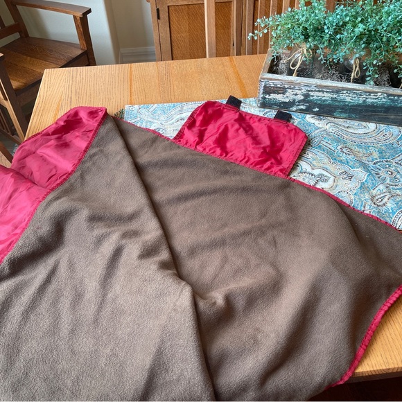 Thirty One Tail Gate Blanket Throw burgundy plaid 59” x 37.5” - Picture 4 of 6